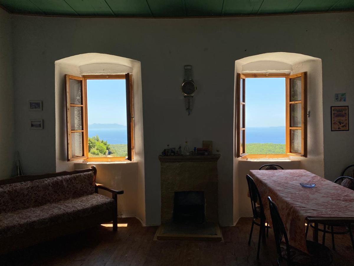 Shotgun Hostel & Guesthouse Vuno Dış mekan fotoğraf