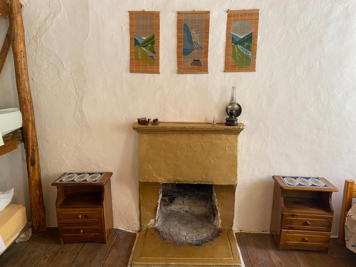 Shotgun Hostel & Guesthouse Vuno Dış mekan fotoğraf