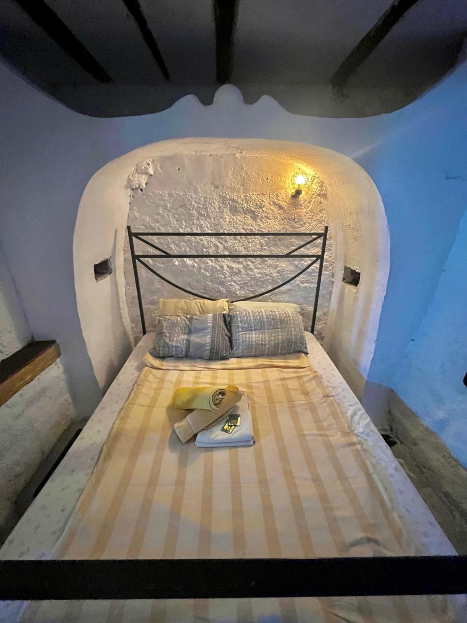 Shotgun Hostel & Guesthouse Vuno Dış mekan fotoğraf