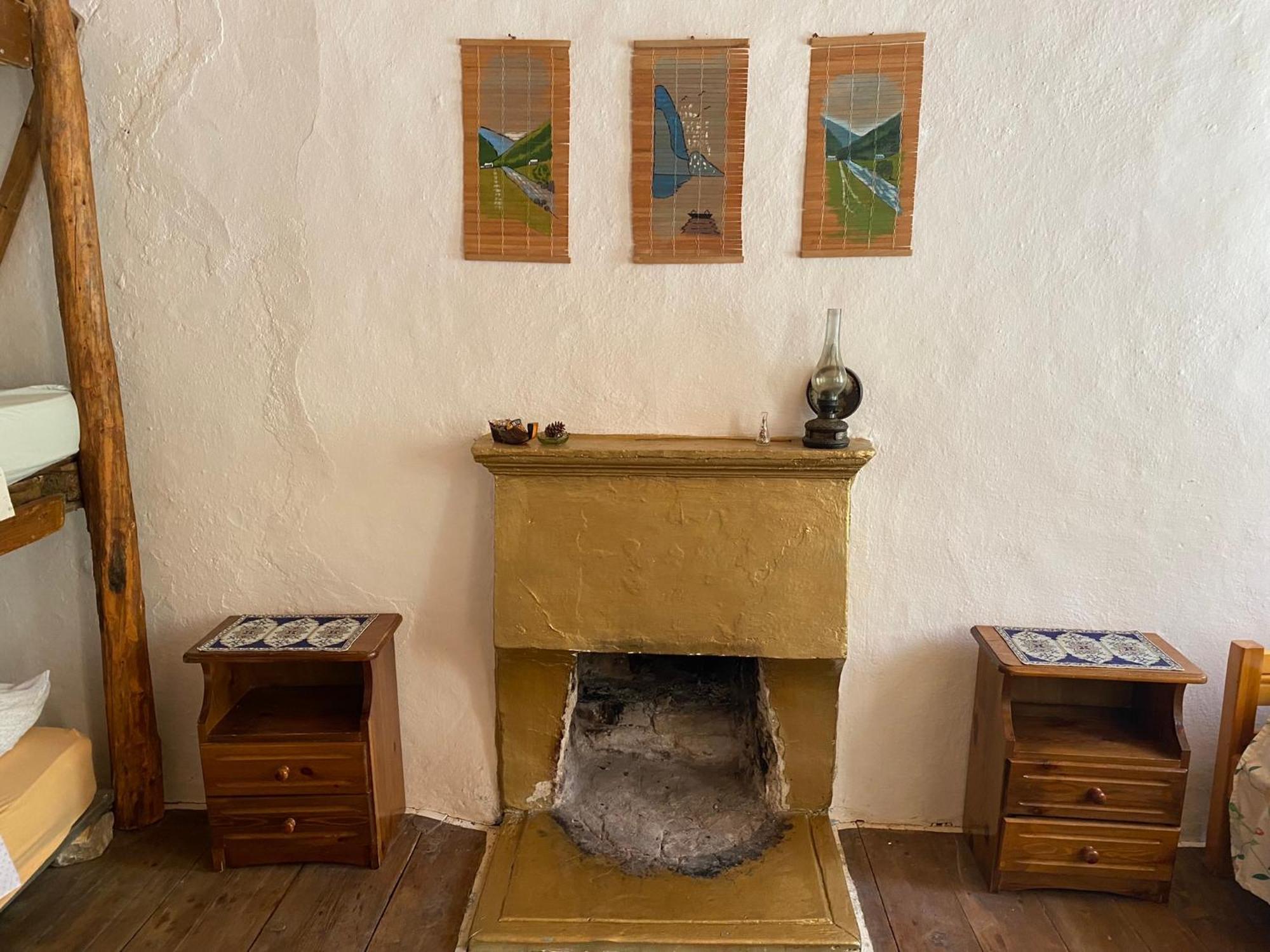 Shotgun Hostel & Guesthouse Vuno Dış mekan fotoğraf